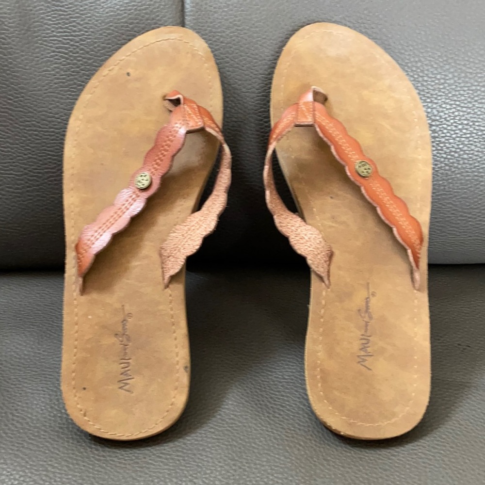 Maui and Sons flip flops
